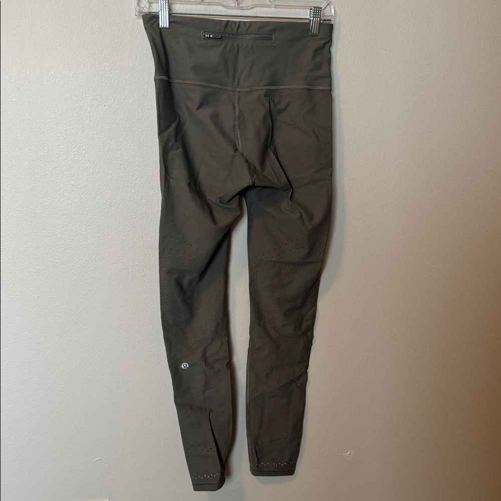 Green Lululemon Leggings - Picture 5 of 8